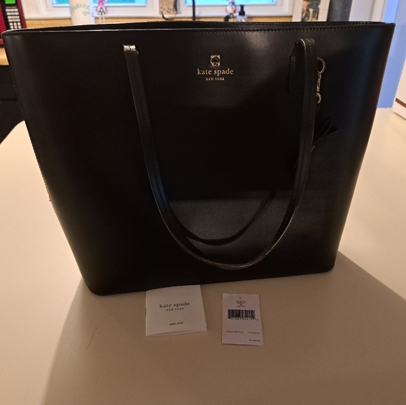 kate spade Handbags - Kate Spade Black Shoulder Bag/Tote